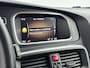 Volvo V40 Cross Country T3 Polar+ Luxury | 1E EIGENAAR | 18" Allseason | Exterior Styling Pack | Leder | Panoramadak | Parkeercamera | Keyless | Parkeerverwarming | Stoelverwarming | PDC V+A