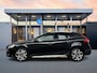 Volvo V40 Cross Country T3 Polar+ Luxury | 1E EIGENAAR | 18" Allseason | Exterior Styling Pack | Leder | Panoramadak | Parkeercamera | Keyless | Parkeerverwarming | Stoelverwarming | PDC V+A
