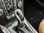 Volvo V40 Cross Country T3 Polar+ Luxury | 1E EIGENAAR | 18" Allseason | Exterior Styling Pack | Leder | Panoramadak | Parkeercamera | Keyless | Parkeerverwarming | Stoelverwarming | PDC V+A