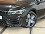 Volkswagen Passat Variant 1.5 eHybrid R-Line Black Edition | Garantie tot 2030 | 272PK |Pano|Matrix LED|H&K Sound|Massage|Trekhaak