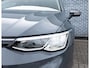 Volkswagen Golf Variant 1.0 TSI Life | Parkeersensoren | Climate Control | LED Koplampen | Cruise Control Adaptief | Navigatie Discover Media | Apple Carplay | Android Auto | Digital Cockpit Pro | Lichtmetalen Velgen