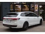 Volkswagen Passat Variant 1.5 eHybrid 272PK R-Line Black Style+ Leder/Pano/IQ.Light/360/Headup/HK/Navi Max/ACC/19"/Trekhaak wegkl.