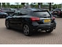 Mercedes-Benz GLA 180 Business Solution AMG Night Upgrade / Camera / Apple CarPlay / 19'' / Half leder / Navigatie / Getint glas / Stoelverwarming / Cruise Control