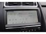 Jaguar E-Pace 2.0 P250 AWD SE / Panoramadak / Camera / Head-up / Leder / 19'' / Meridian / Memory seats / Navigatie / Dodehoek / Stoelverwarming / ACC