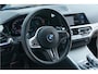 BMW 3-Serie Touring M340i xDrive M-Sport ACC Laserlicht HUD Keyless Memory Sportstoelen Ambient M Sportdiff. Shadow Line
