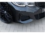 BMW 3-Serie Touring M340i xDrive M-Sport ACC Laserlicht HUD Keyless Memory Sportstoelen Ambient M Sportdiff. Shadow Line