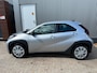 Toyota Aygo X 1.0 VVT-i MT Play 3X AYGO X OP VOORRAAD!! / APPLE CARPLAY / CAMERA / AIRCO / CRUISE CONTROL /1E EIGENAAR/BLUETOOTH