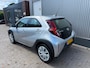 Toyota Aygo X 1.0 VVT-i MT Play 3X AYGO X OP VOORRAAD!! / APPLE CARPLAY / CAMERA / AIRCO / CRUISE CONTROL /1E EIGENAAR/BLUETOOTH
