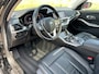 BMW 3-Serie 330i High Executive Automaat | Panoramadak, ACC, Leer, Trekhaak, Apple CarPlay, Stoelverw.- stuurverw., PDC, LED, 19"