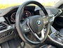 BMW 3-Serie 330i High Executive Automaat | Panoramadak, ACC, Leer, Trekhaak, Apple CarPlay, Stoelverw.- stuurverw., PDC, LED, 19"