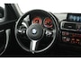 BMW 1-Serie 118i High Executive (CAMERA, STOELVERWARMING, NAVIGATIE, CRUISE CONTROL)