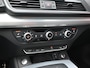 Audi Q5 2.0 TFSI Quattro S-Line Edition | Stoel & Stuurwielverwarming | Camera | Adaptive Cruise | Lane Assist | Trekhaak | Matrix Led | 21'' Origineel | Automaat | Half Leder | Alcantara | Ambient Sfeer | Navigatie | F1 Flippers | SQ5 Diffuser