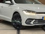 Volkswagen Polo 1.0 TSI Style Black Edition Business | Matrix LED | IQ.Light |CarPlay | Stoelverwarming | ACC | Camera | Trekhaak