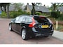 Volvo V60 2.0T Momentum