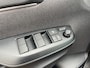 Toyota Yaris Cross 1.5 Hybrid 115 Style, Parkeersensoren, Blindspot, Stuur + Stoelverwarming, Keyless, Draadloos opladen, enz...