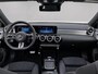 Mercedes-Benz A-klasse 250 e Business Solution AMG | AMG Plus Pakket | Night Pakket | Panoramadak | 360° Camera | Dodehoekassistent | Head-up Display | Advanced Sound System | MULTIBEAM LED Koplampen | Elektrisch Verstelbare Stoelen + Memory | Stoelverwarming | Sfeerverlichting | Apple CarPlay | Android Auto | Elektrisch Inklapbare Buitenspiegels | Parkeersensoren