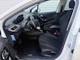 Peugeot 208 Allure 1.2 Turbo 110pk EAT6 | CAMERA | NAVI | PARELMOER! | 16" LM | CLIMA | CRUISE CONTROL | EXTRA GETINTE ACHTERRUITEN
