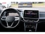 Volkswagen T-Roc 1.5 TSI Life Business, Keyless, ACC, IQlight, Trekhaak