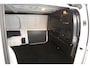 Toyota ProAce Elektrisch 75 kWh Long Range L2H1 | Snelladen | SOH 99% | Airco | Cruise | 3 Zits | Carplay | Parkeersens.