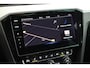 Volkswagen Passat Variant 1.5 TSI 150pk DSG 2x R-Line Panoramadak Leder Camera Stoelverwarming Virtual Cockpit