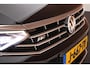 Volkswagen Passat Variant 1.5 TSI 150pk DSG 2x R-Line Panoramadak Leder Camera Stoelverwarming Virtual Cockpit