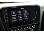 Volkswagen Passat Variant 1.5 TSI 150pk DSG 2x R-Line Panoramadak Leder Camera Stoelverwarming Virtual Cockpit