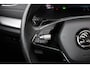 Skoda Octavia Combi 1.0 e-TSI 110pk DSG Business Edition Plus | Head-up Display | Achteruitrijcamera | Navigatie