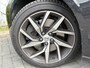 Volvo V60 2.0 T5 Momentum | Trekhaak | Leder | Cruise Control | Elektrische Achterklep | All-Seasons | 18 Inch |