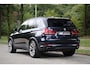 BMW X5 xDrive40e iPerformance Leder | H&K | HUD | Adap Cruise | Navi Pro | Memory | Elektr. trekhaak | Fileassistent | Grootlichtassistent | Xenon | Achteruitrijcamera | Stoelverwarming | Adap onderstel | Sportstuur | Etc.
