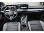 Volkswagen Golf GTE 1.5 eHybrid 272pk | SoH 100% | Panoramadak | Leder | Trekhaak Wegklapbaar | Head-up