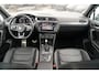 Volkswagen Tiguan 2.0 TSI 4Motion Highline R-Line | 230PK | Panorama | Dynaudio | 360 cam | Head up | Trekhaak | Luxe leder | LED