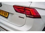 Volkswagen Tiguan 2.0 TSI 4Motion Highline R-Line | 230PK | Panorama | Dynaudio | 360 cam | Head up | Trekhaak | Luxe leder | LED