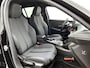 Peugeot 208 GT Hybrid 110pk Automaat | Lage kilometerstand! | Navigatie | 360° Camera | Climate Control | Adaptieve Cruise Control | Parkeersensoren v+a | Armsteun | Keyless | Full Led koplampen | Dodehoeksensor| Leder/stof sportstoelen | Bluetooth | Draadloze Apple CarPlay / Android Auto | DAB+ radio | Donker getint glas | 17" lichtmetalen velgen |