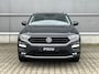 Volkswagen T-Roc 1.0 TSI 110pk Style Business | Trekhaak | Camera | Navigatie
