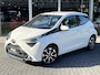 Toyota Aygo 1.0 VVT-i X-joy | Apple CarPlay/Android Auto, Airco, Lichtmetalen velgen, Safety Sense, Mistlampen