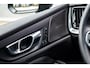 Volvo V60 2.0 T8 Plug-in Hybrid AWD Plus Dark | PHEV Long Range | Trekhaak | Sportstoelen | Panoramadak | Harman Kardon Audio | Head-up Display | 360 Graden Camera | Stoelverwarming voor en achter | Keyless Entry | Elektrische Achterklep | Elektrisch Verstelbare Voorstoelen | Cruise Control Adaptief | BLIS | Google Navigatie | Apple Carplay | Android Auto