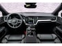 Volvo V60 2.0 T8 Plug-in Hybrid AWD Plus Dark | PHEV Long Range | Trekhaak | Sportstoelen | Panoramadak | Harman Kardon Audio | Head-up Display | 360 Graden Camera | Stoelverwarming voor en achter | Keyless Entry | Elektrische Achterklep | Elektrisch Verstelbare Voorstoelen | Cruise Control Adaptief | BLIS | Google Navigatie | Apple Carplay | Android Auto