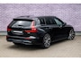Volvo V60 2.0 T8 Plug-in Hybrid AWD Plus Dark | PHEV Long Range | Trekhaak | Sportstoelen | Panoramadak | Harman Kardon Audio | Head-up Display | 360 Graden Camera | Stoelverwarming voor en achter | Keyless Entry | Elektrische Achterklep | Elektrisch Verstelbare Voorstoelen | Cruise Control Adaptief | BLIS | Google Navigatie | Apple Carplay | Android Auto