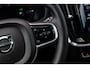 Volvo V60 2.0 T8 Plug-in Hybrid AWD Plus Dark | PHEV Long Range | Trekhaak | Sportstoelen | Panoramadak | Harman Kardon Audio | Head-up Display | 360 Graden Camera | Stoelverwarming voor en achter | Keyless Entry | Elektrische Achterklep | Elektrisch Verstelbare Voorstoelen | Cruise Control Adaptief | BLIS | Google Navigatie | Apple Carplay | Android Auto