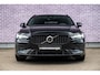 Volvo V60 2.0 T8 Plug-in Hybrid AWD Plus Dark | PHEV Long Range | Trekhaak | Sportstoelen | Panoramadak | Harman Kardon Audio | Head-up Display | 360 Graden Camera | Stoelverwarming voor en achter | Keyless Entry | Elektrische Achterklep | Elektrisch Verstelbare Voorstoelen | Cruise Control Adaptief | BLIS | Google Navigatie | Apple Carplay | Android Auto