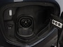 Volkswagen ID. Buzz 1st 77kWh | Elektrische schuifdeuren | Elektrische achterklep | Black Style | Navigatie | Stoelverwarming en Stuurwielverwarming | Trekhaak | IQ Light