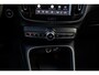 Volvo XC40 2.0 B4 Plus Dark | Trekhaak | Harman Kardon Audio | Achteruitrijcamera | Parkeersensoren | Keyless Entry | Elektrische Achterklep | Elektrisch Verstelbare Voorstoelen | Stoelverwarming | Google Navigatie | Apple Carplay | Android Auto |