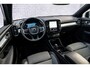 Volvo XC40 2.0 B4 Plus Dark | Trekhaak | Harman Kardon Audio | Achteruitrijcamera | Parkeersensoren | Keyless Entry | Elektrische Achterklep | Elektrisch Verstelbare Voorstoelen | Stoelverwarming | Google Navigatie | Apple Carplay | Android Auto |