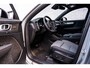 Volvo XC40 2.0 B4 Plus Dark | Trekhaak | Harman Kardon Audio | Achteruitrijcamera | Parkeersensoren | Keyless Entry | Elektrische Achterklep | Elektrisch Verstelbare Voorstoelen | Stoelverwarming | Google Navigatie | Apple Carplay | Android Auto |