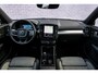 Volvo XC40 2.0 B4 Plus Dark | Trekhaak | Harman Kardon Audio | Achteruitrijcamera | Parkeersensoren | Keyless Entry | Elektrische Achterklep | Elektrisch Verstelbare Voorstoelen | Stoelverwarming | Google Navigatie | Apple Carplay | Android Auto |