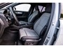 Volvo XC40 2.0 B4 Plus Dark | Trekhaak | Harman Kardon Audio | Achteruitrijcamera | Parkeersensoren | Keyless Entry | Elektrische Achterklep | Elektrisch Verstelbare Voorstoelen | Stoelverwarming | Google Navigatie | Apple Carplay | Android Auto |