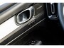 Volvo XC40 2.0 B4 Plus Dark | Trekhaak | Harman Kardon Audio | Achteruitrijcamera | Parkeersensoren | Keyless Entry | Elektrische Achterklep | Elektrisch Verstelbare Voorstoelen | Stoelverwarming | Google Navigatie | Apple Carplay | Android Auto |