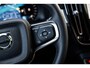 Volvo XC40 2.0 B4 Plus Dark | Trekhaak | Harman Kardon Audio | Achteruitrijcamera | Parkeersensoren | Keyless Entry | Elektrische Achterklep | Elektrisch Verstelbare Voorstoelen | Stoelverwarming | Google Navigatie | Apple Carplay | Android Auto |