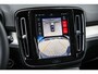 Volvo XC40 2.0 B4 Plus Black Edition | Trekhaak | Lichtmetalen Velgen 20 inch | Harman Kardon Audio | Panoramadak | 360 Graden Camera | Parkeersensoren | Keyless Entry | Elektrische Achterklep | Elektrisch Verstelbare Voorstoelen | Stoelverwarming | Google Navigatie | Apple Carplay | Android Auto