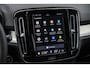 Volvo XC40 2.0 B4 Plus Black Edition | Trekhaak | Lichtmetalen Velgen 20 inch | Harman Kardon Audio | Panoramadak | 360 Graden Camera | Parkeersensoren | Keyless Entry | Elektrische Achterklep | Elektrisch Verstelbare Voorstoelen | Stoelverwarming | Google Navigatie | Apple Carplay | Android Auto